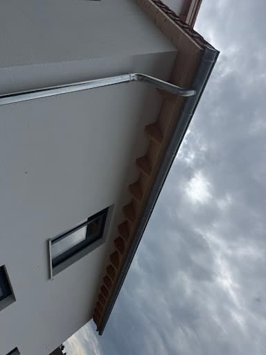 Hanes-Bau GmbH & Co. KG | Fassadendämmung WDVS | Innenputz Außenputz — Kundenfoto